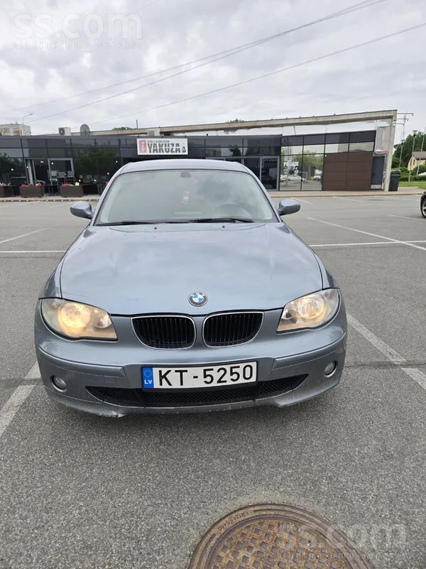 BMW 120
