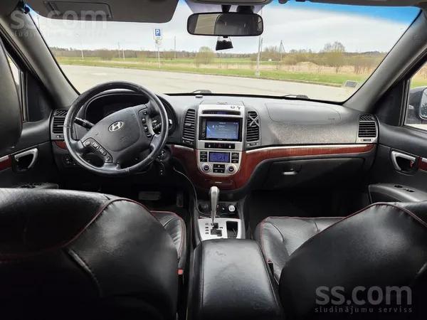 Hyundai Santa FE
