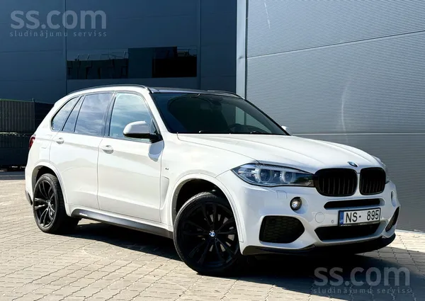 BMW Pārdod X5 F15