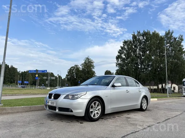 BMW 520