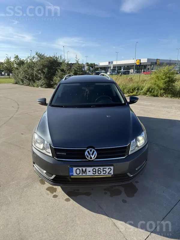 Volkswagen Passat (B7)