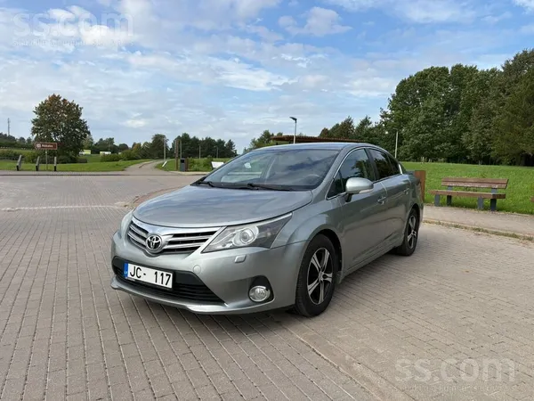 Toyota Pārdodu Toyota Avensis 2012. gada, 1.8 benzīns, ma