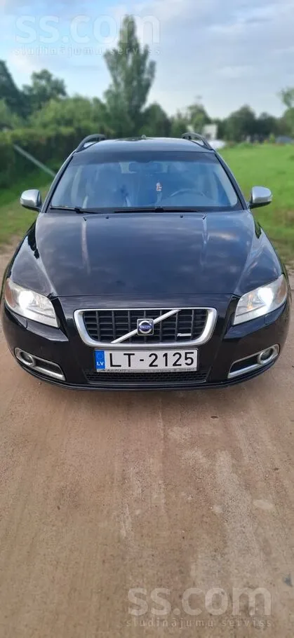 Volvo V70