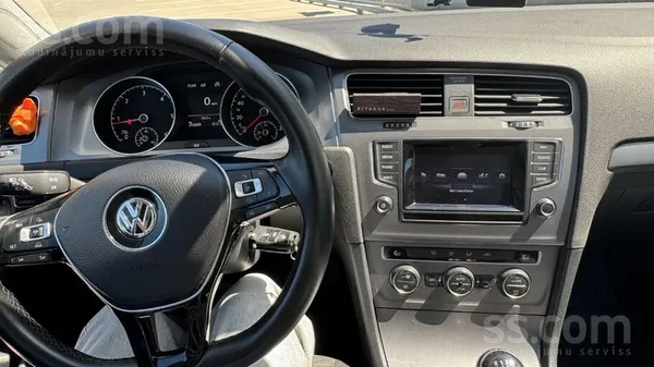Экономичный и практичный Golf 7 с дизельным двигателем 1.6 Tdi и механическо