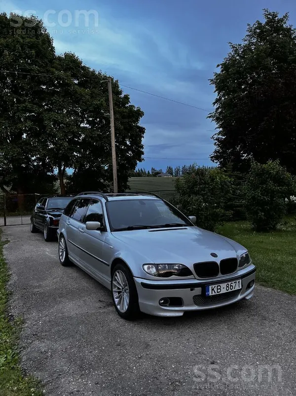 BMW 330