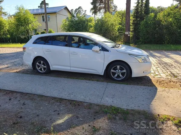 Toyota Pārdod Tayota Avensis 2.0 D4D. Viens saimnieks lv 