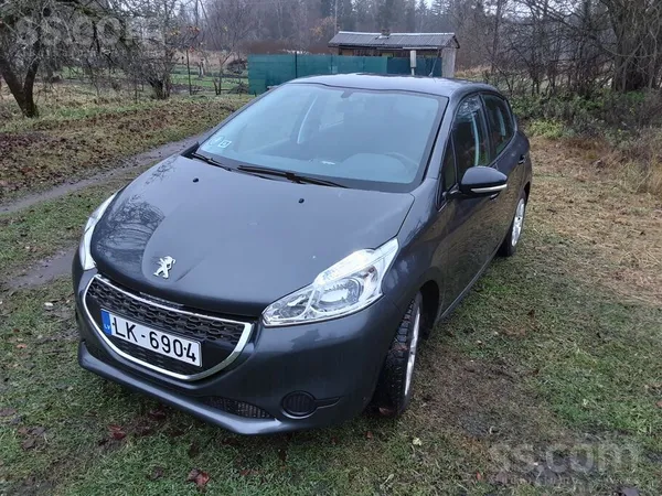 Peugeot 208