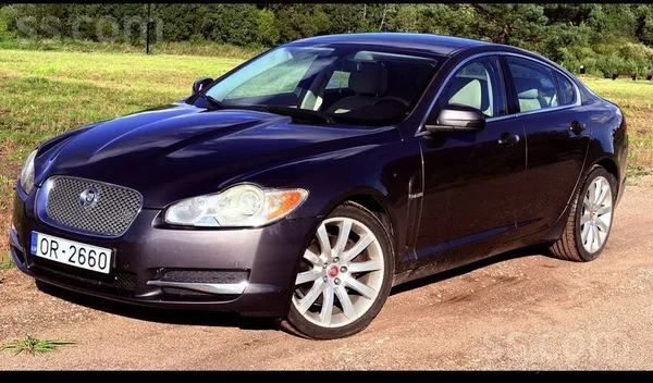 Jaguar Nesteidzīgi pārdodas Jaguar XF 250, tehniski un vi