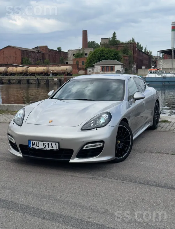Porsche Panamera