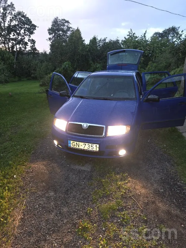 Skoda Pirms auto tiek atdots lūžnos varbūt kādam ir inte