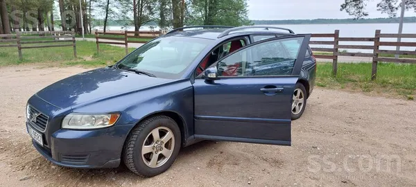 Volvo V50