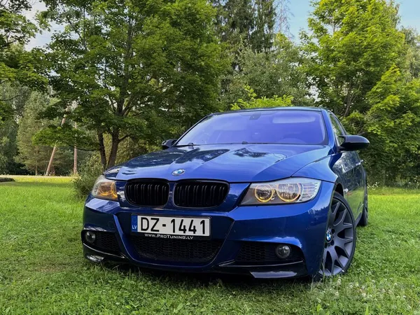 BMW 320 - 1