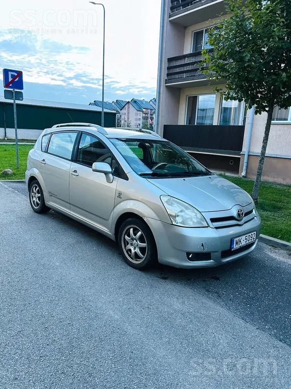 Toyota Pārdodu Toyota Corolla Verso. TA līdz novembra bei