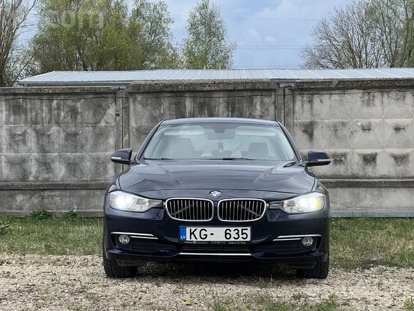 BMW 320