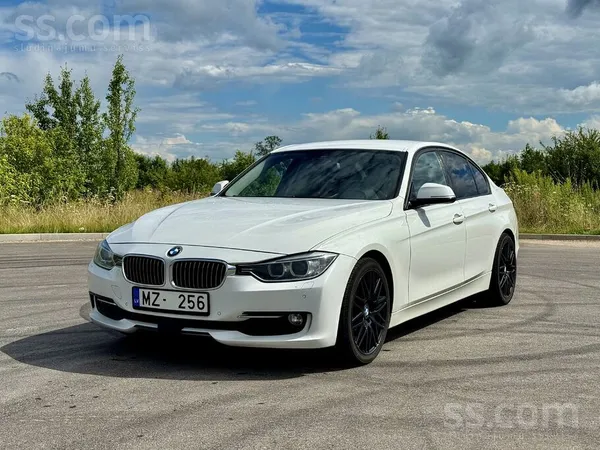 BMW 320
