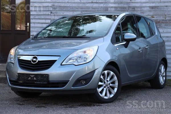 Opel Tikko no Nīderlandes ievesta Opel Meriva, 1.4i (88