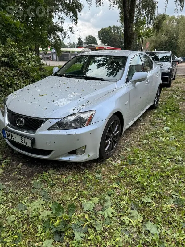 Lexus Īpašnieks pārdod Lexus Is250. Automāts, 2.5L benzī