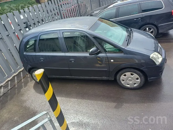 Opel Antara