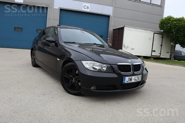 BMW 320