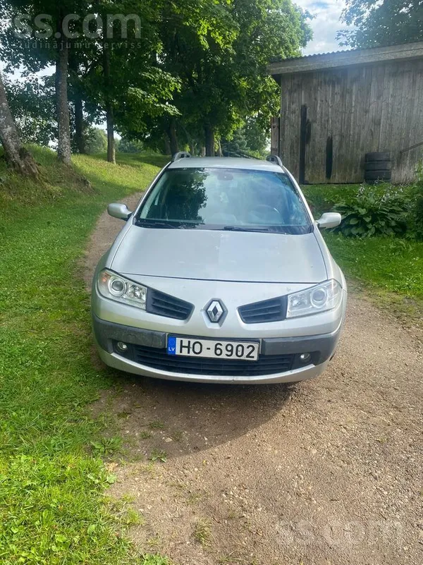 Pārdod Renault Megane, 1.9Tdi. Labs darba auto. Sīkāk zvanot.