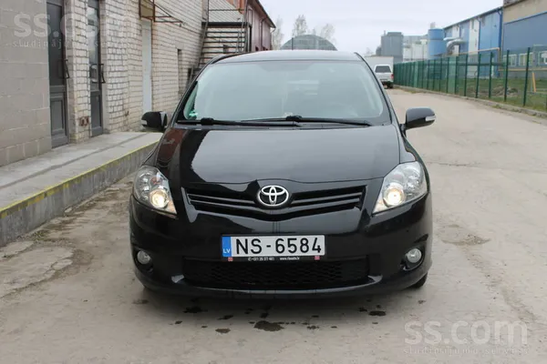 Toyota Auris