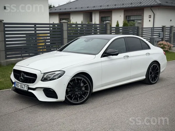 Mercedes E350 2016, 3.0D dīzelis, Automāts, Sedans, Balts — Latvijā