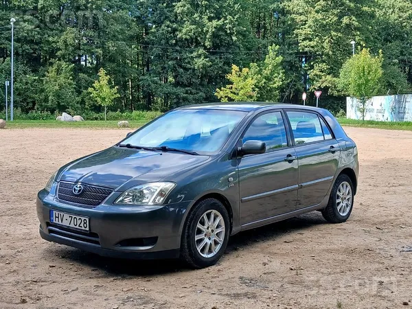 Toyota Corolla 2.0 D4D 85kw, manuālā kārba