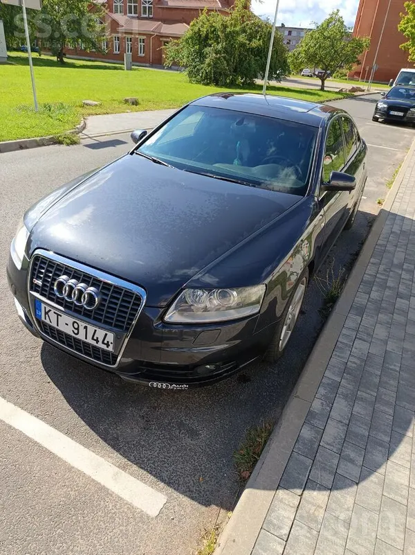 Jauna Ta, Ādas salons, melnie griesti, labas riepas, Vai mainu pret busu ar