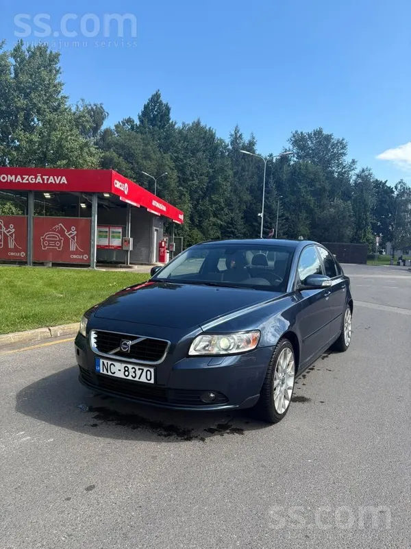 Volvo S40