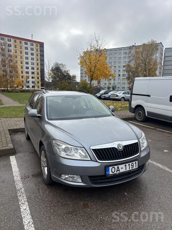 Skoda Продаю Škoda Octavia, 2011 года, 1.2 бензин. 