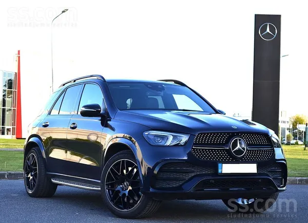 Gle 350de Amg, Plug in Hybrid
Oriģināls Amg aprikojums. 
Pirmā registrācij
