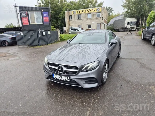 Mercedes Mercedes Benz E200 Amg Line 2.0 benzīns. 135kw 