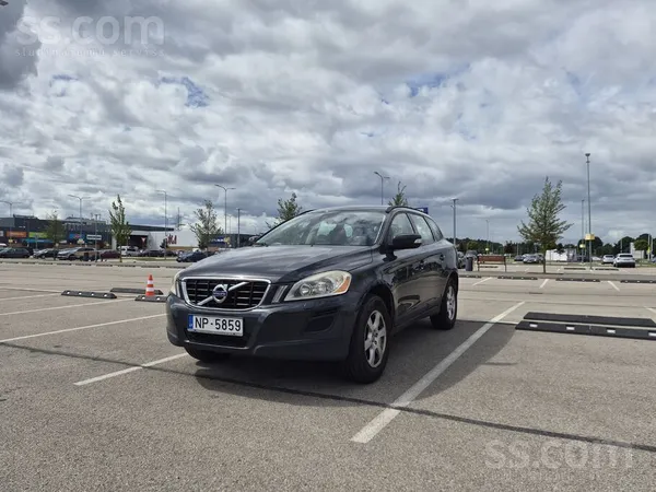 Volvo Pārdodu Volvo XC 60 2.0, 120kw priekšpiedziņa, man