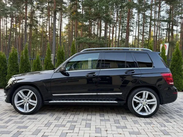 Sakara ar jauna auto iegādi, tiek pārdots labs Mercedes Benz Glk 220 ar labu komplektāciju, 2.2 l dīzeļa dzinējs (125 kw/ 170 ...