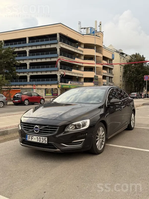 Pārdodu volvo s60 d4, 133kw
Pie 265 000km veikts motora kapitālais remonts.