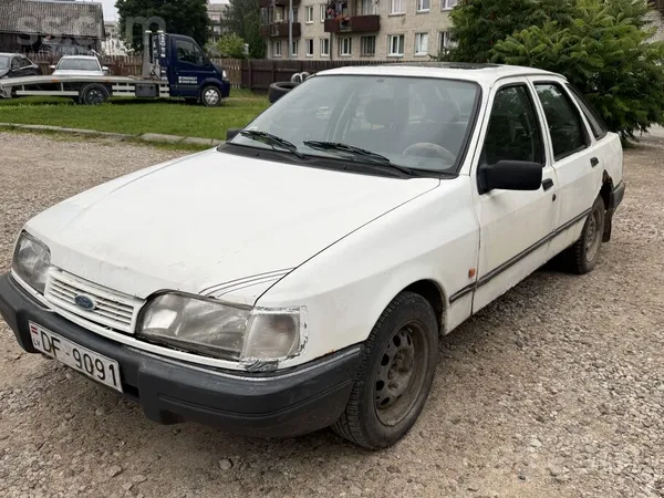 Ford Ford siera 2.0 doch , ar doķiem viss ok , arkas ja