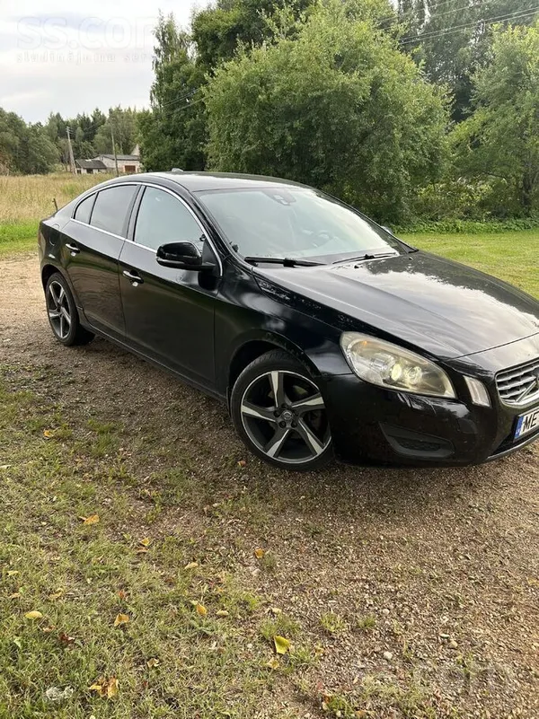 Volvo Pārdodas Volvo S60 2.0D 120kw
