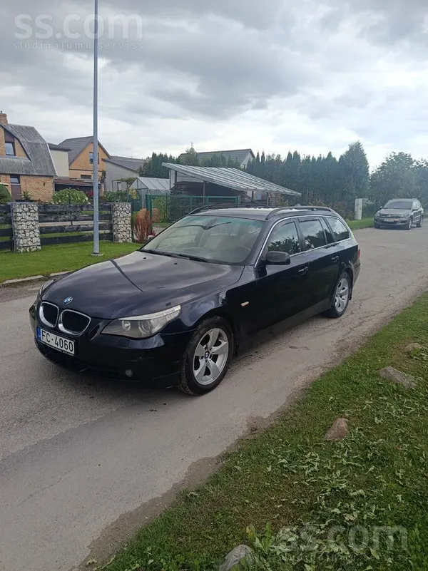 Продам BMW 525 Газ-Бензин 
Есть незначительные мелкие дефекты. Все вопросы