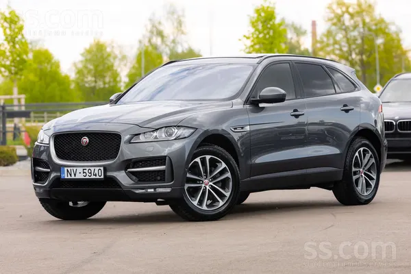 Jaguar F-Pace