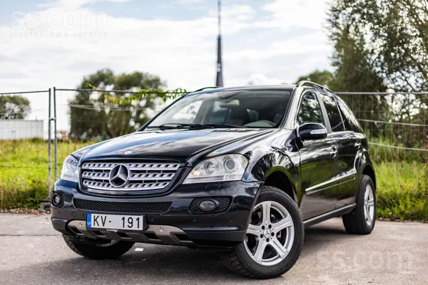 Mercedes Mercedes Benz ML 320 ar 3.0 litru dīzeļdzinēju un 