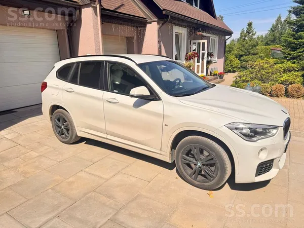 BMW X1
