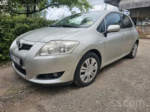 Toyota Auris