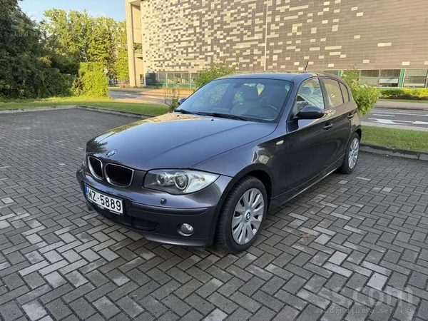 BMW BMW 118 2.0 benzins automātiskā ātrumkārba. Auto i