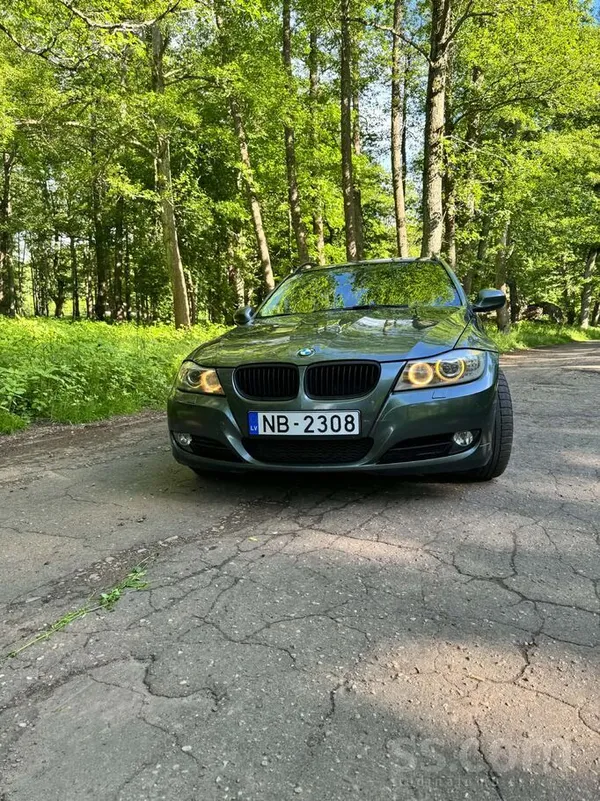 BMW 320