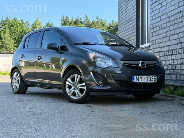 Opel Auto teicamā tehniskā stāvoklī 1.3D 70kw motors ar