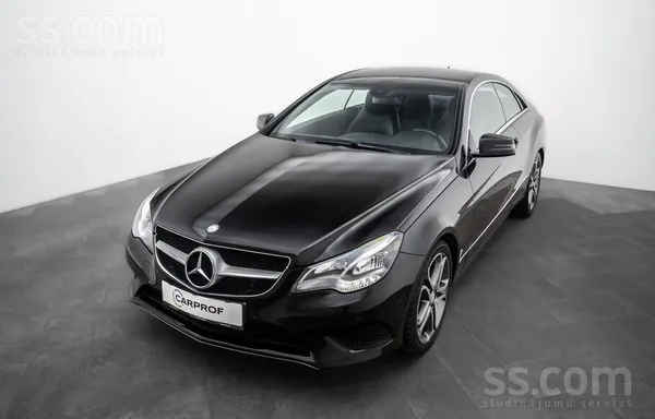 Mercedes Mercedes-Benz E 220 d Coupe. 