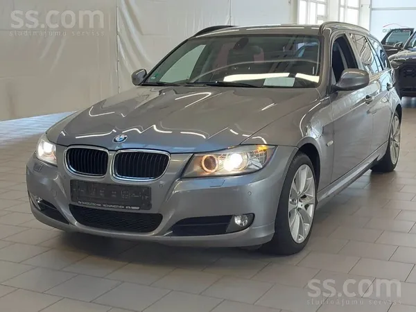 BMW 320