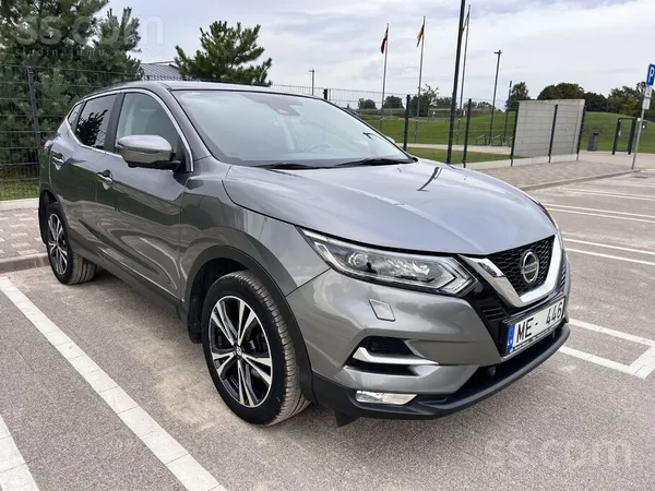 Nissan Tirgojas Nissan Qashqai Facelift modelis ar 1, 3 D