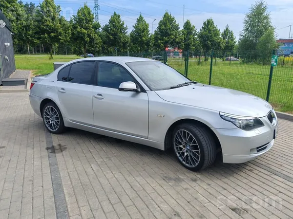 BMW 530