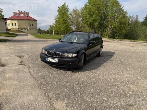 BMW 330